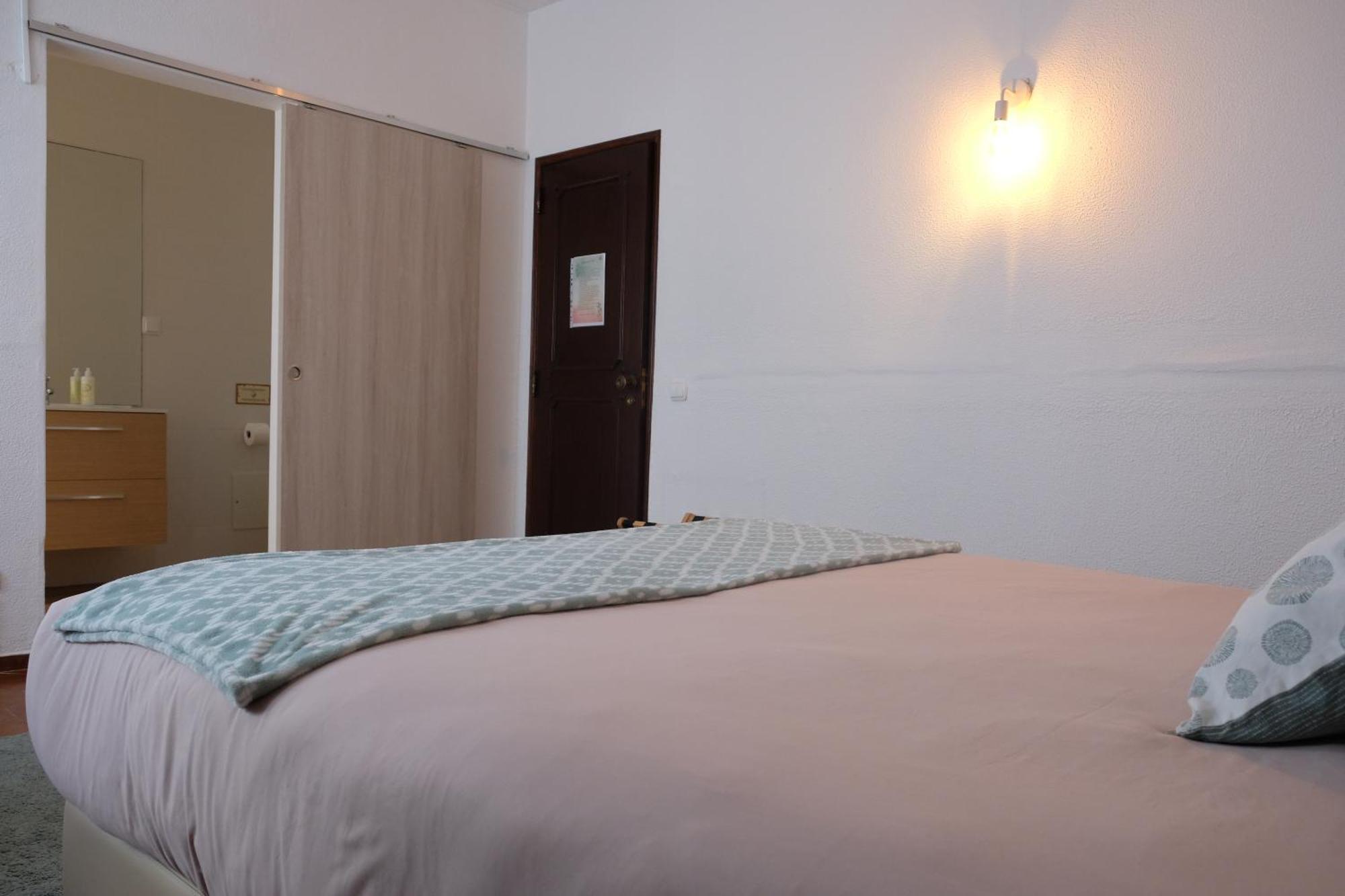 Vila Gloria Guesthouse Lagos Zimmer foto